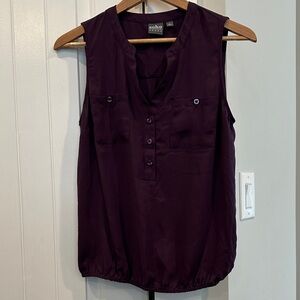 New York & Company Sleeveless Blouse in Rich Purple
